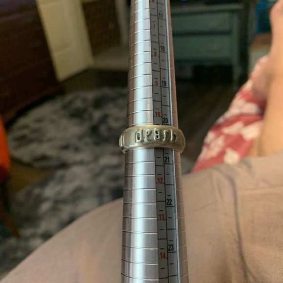 Skull ring - Picture 6 of 6